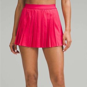Lululemon Athletica Pink high rise pleated skirt